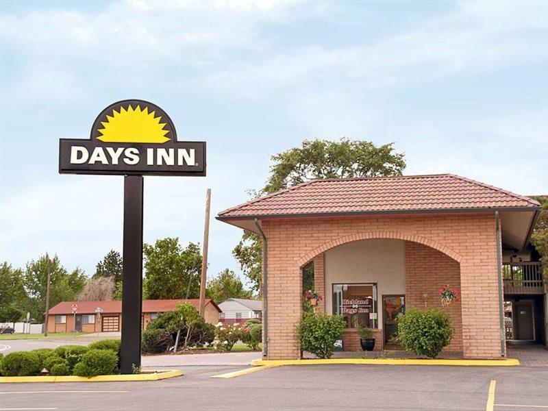 Days Inn By Wyndham Richland Eksteriør billede