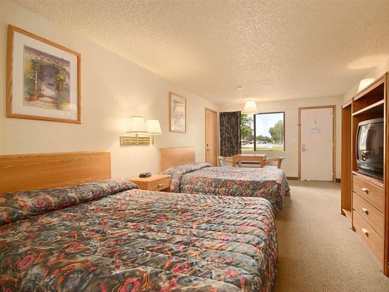 Days Inn By Wyndham Richland Eksteriør billede
